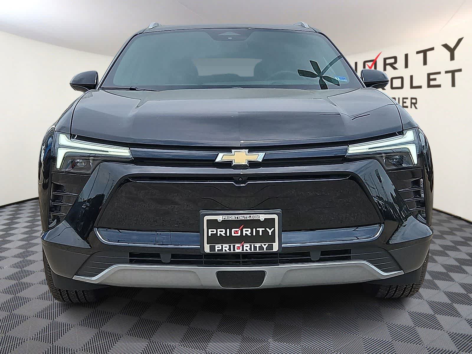 New 2026 Chevrolet Blazer EV LT FWD image 2