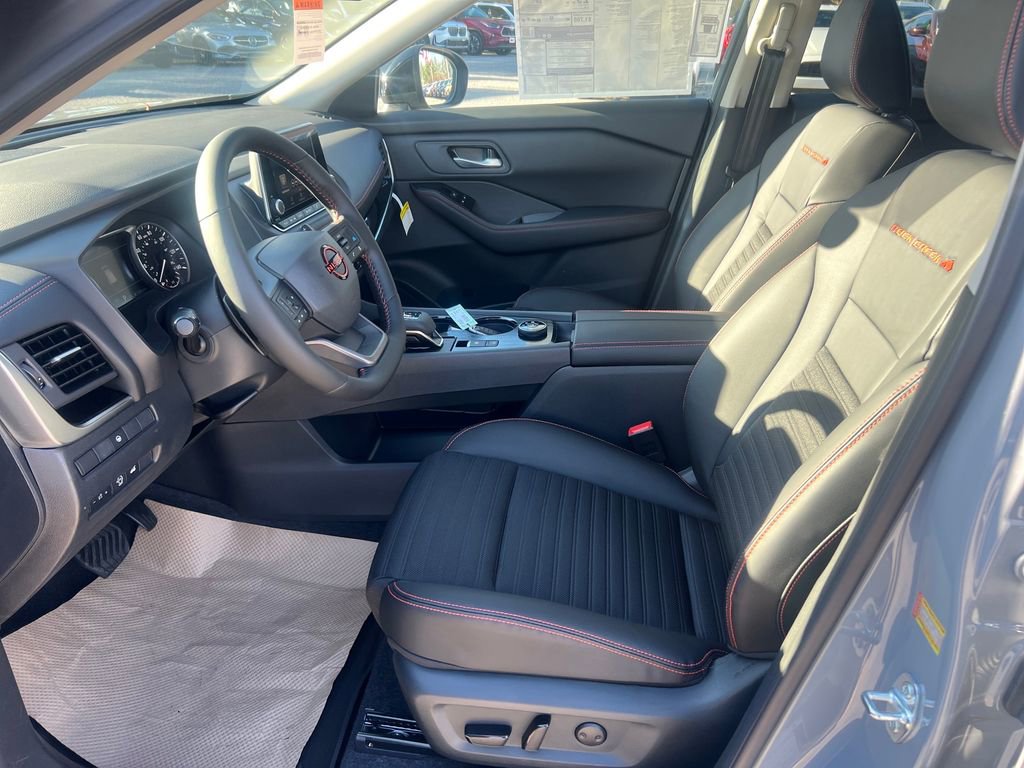 New 2026 Nissan Rogue SV image 10