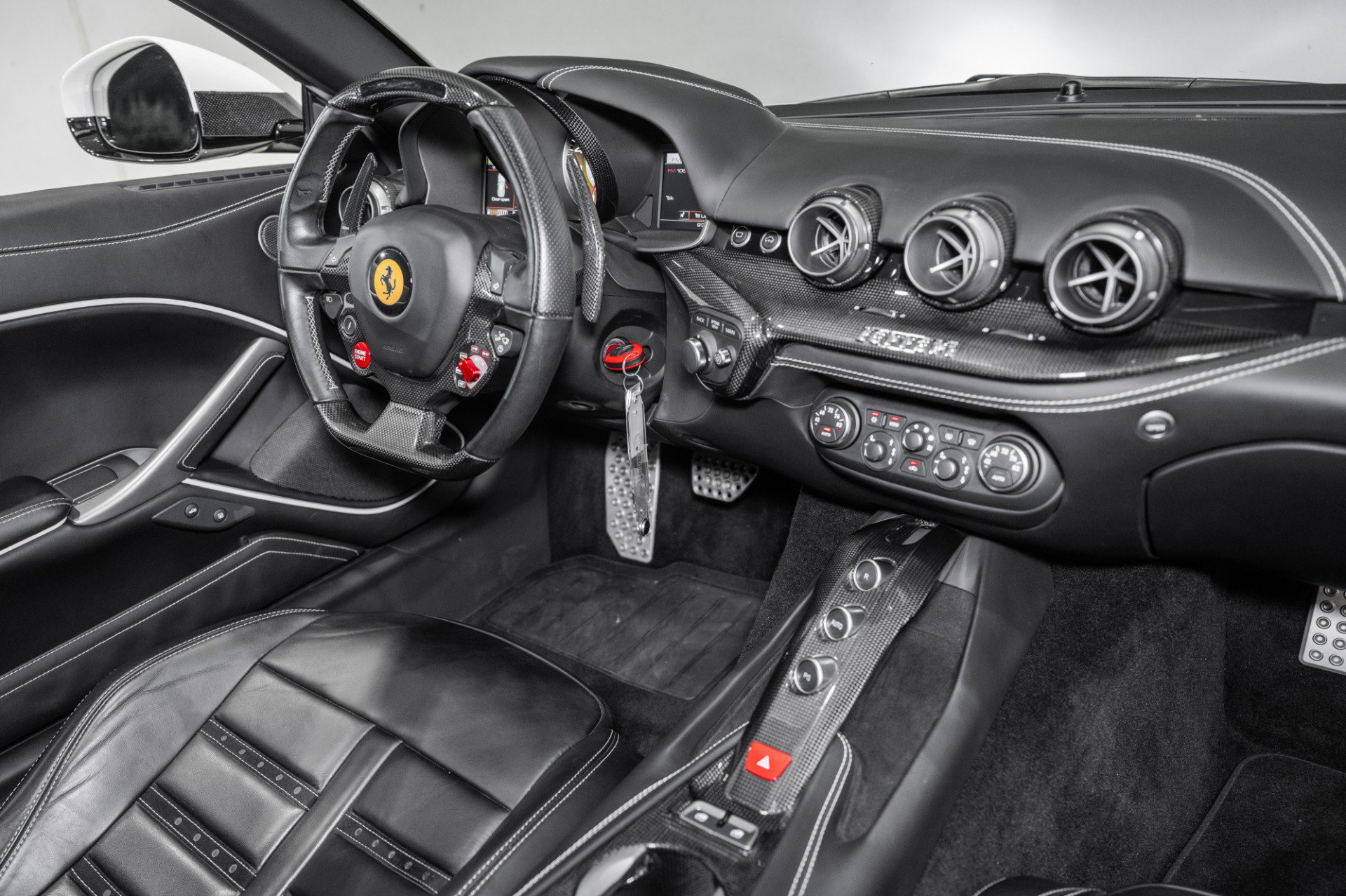 Used 2017 Ferrari F12 Berlinetta RWD image 26