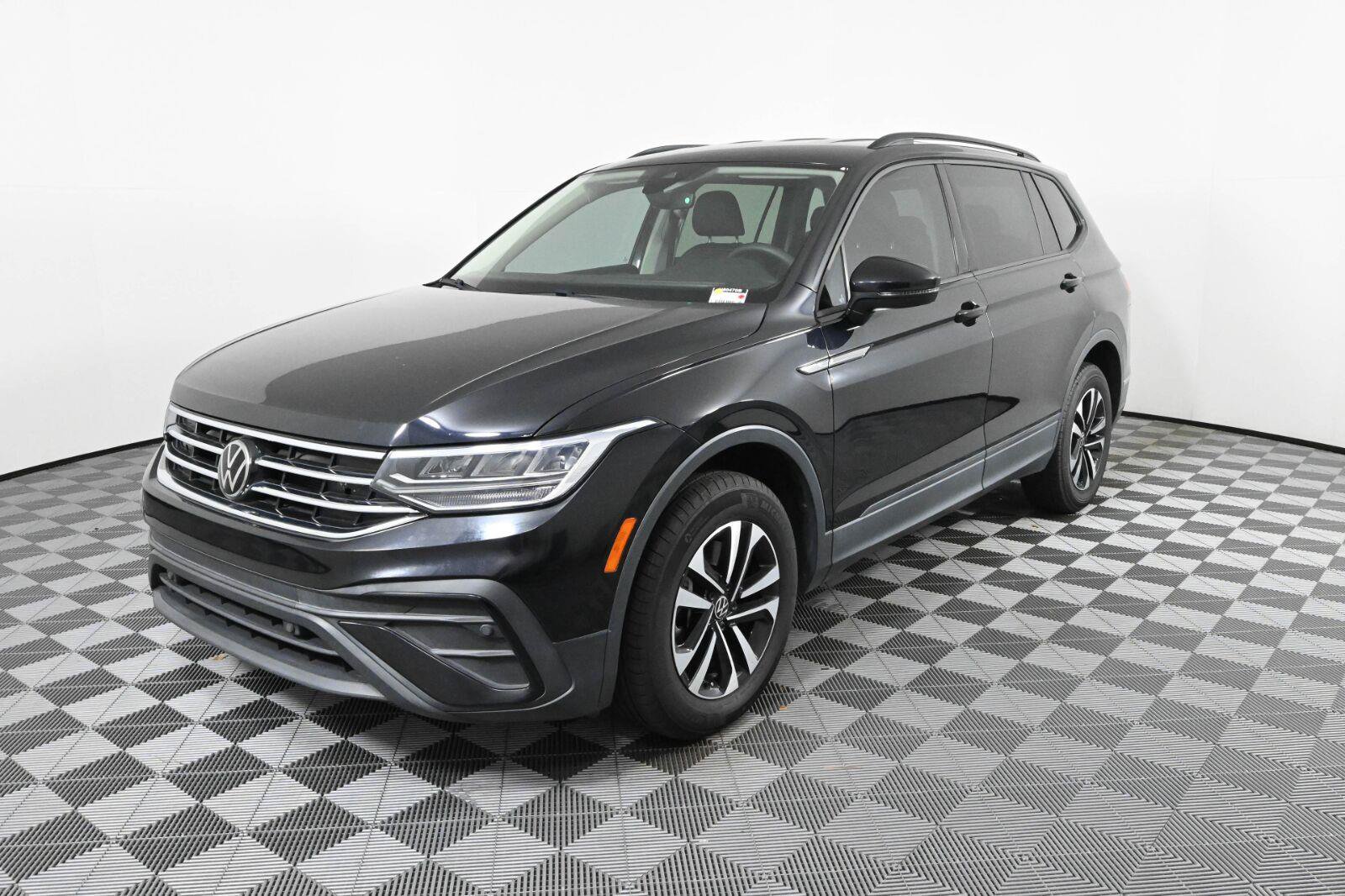 Certified 2022 Volkswagen Tiguan S w/ IQ.Drive Package FWD image 2