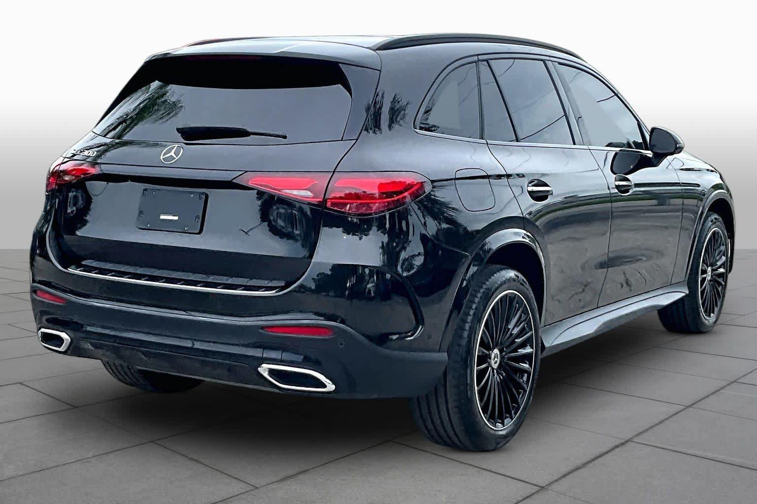 Used 2023 Mercedes-Benz GLC 300 image 13