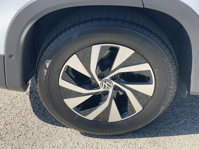 Certified 2026 Volkswagen Tiguan S FWD image 30