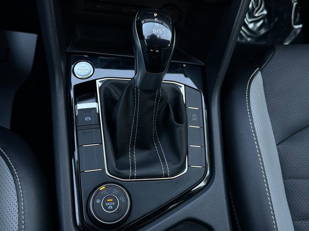 Used 2022 Volkswagen Taos SEL AWD/4WD image 22