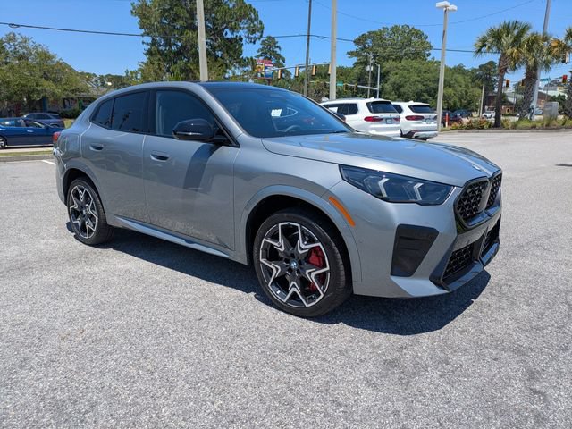 New 2026 BMW X2 xDrive28i w/ Technology Package AWD/4WD image 2