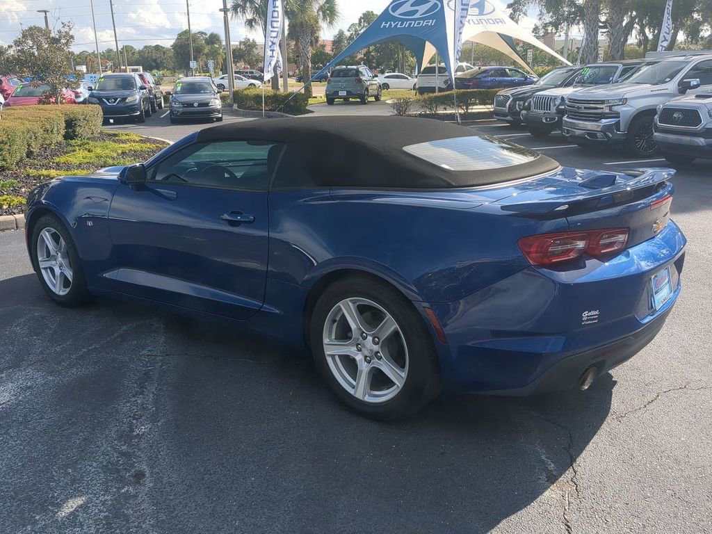 Used 2020 Chevrolet Camaro LT image 15