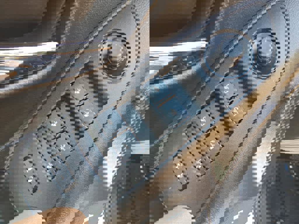 Used 2018 Chevrolet Trax Premier image 11