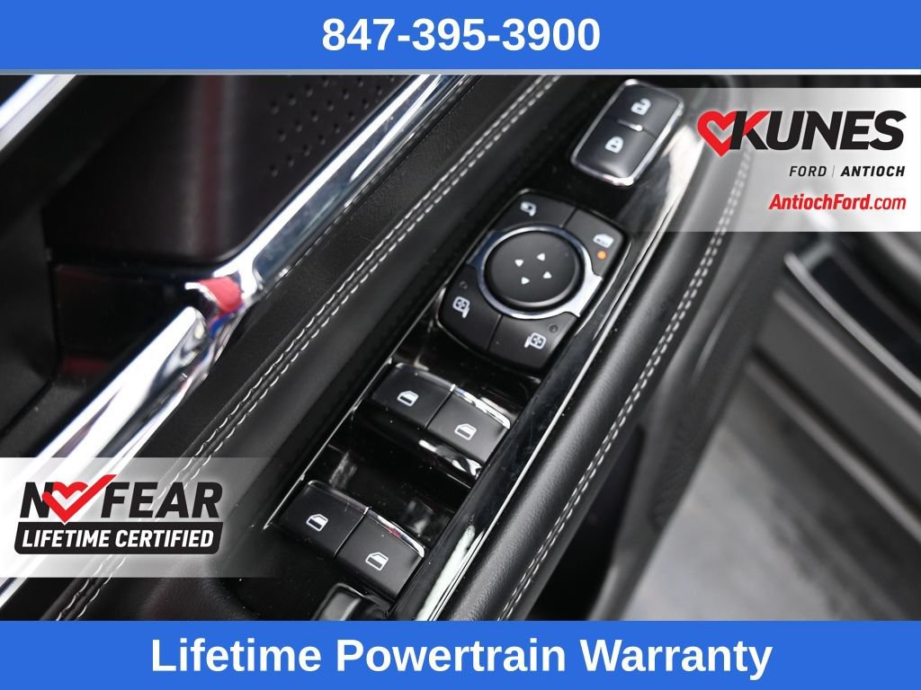 Used 2024 Lincoln Corsair Reserve AWD/4WD image 17