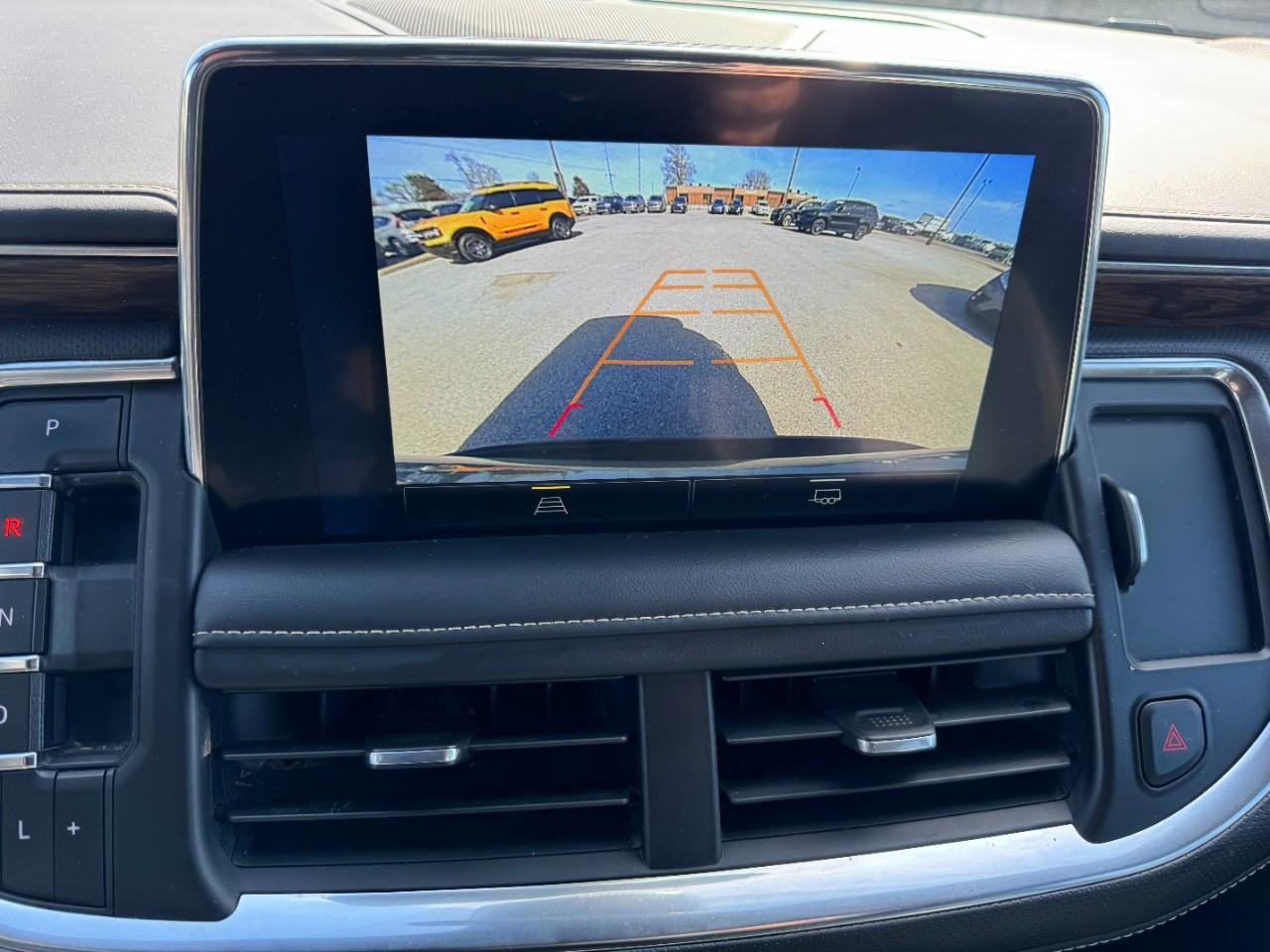 Used 2023 Chevrolet Suburban Premier AWD/4WD image 24