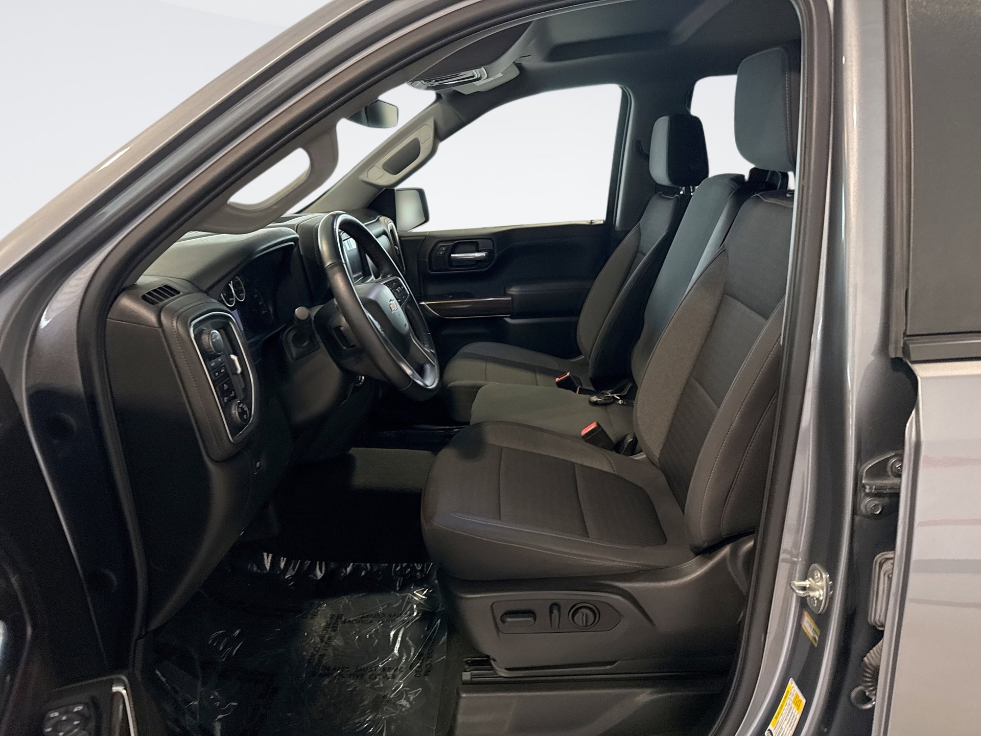 Used 2022 Chevrolet Silverado 1500 LT AWD/4WD image 10