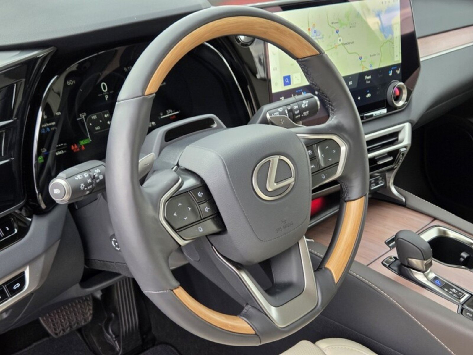 Used 2026 Lexus RX 450h AWD w/ Convenience Package image 25