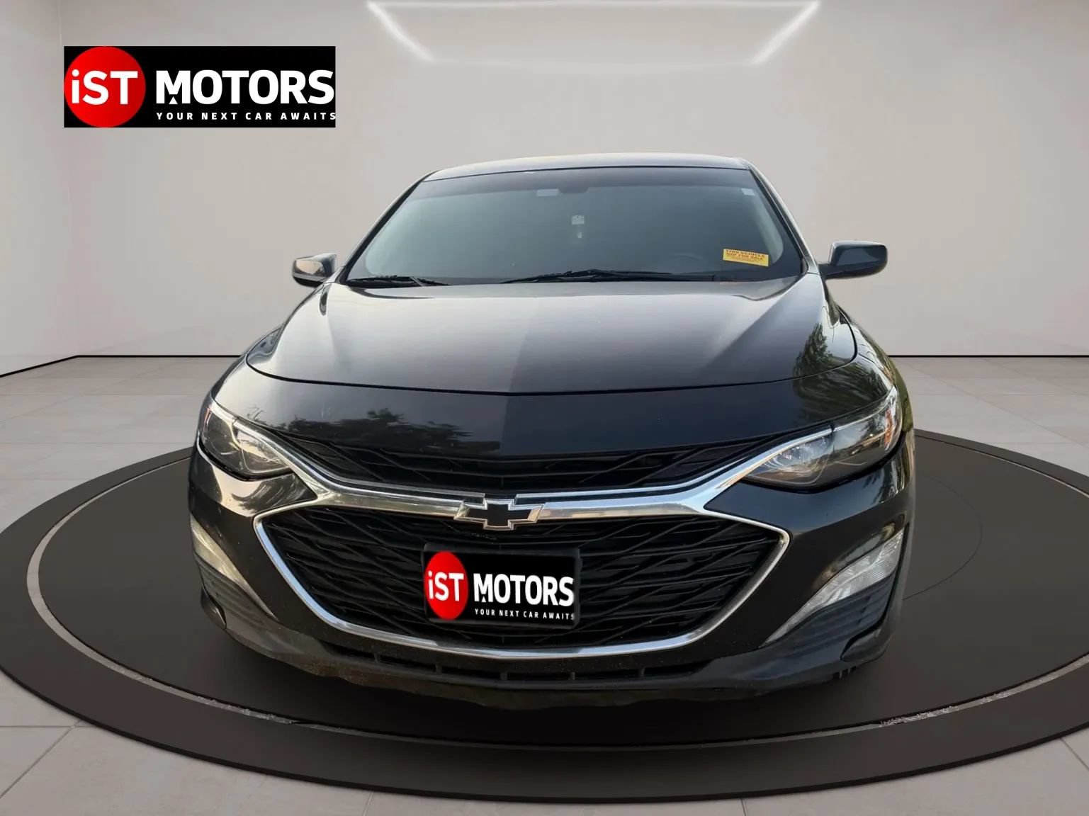 Used 2021 Chevrolet Malibu LT w/ Midnight Edition FWD image 2