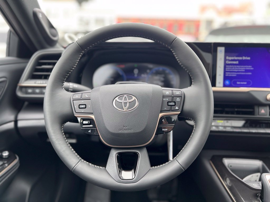 New 2026 Toyota Crown Signia w/ Advanced Technology Package AWD/4WD image 31