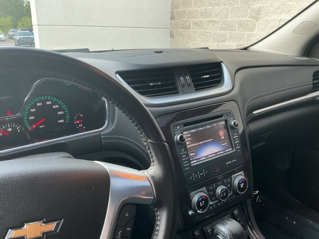 Used 2015 Chevrolet Traverse LT FWD image 18