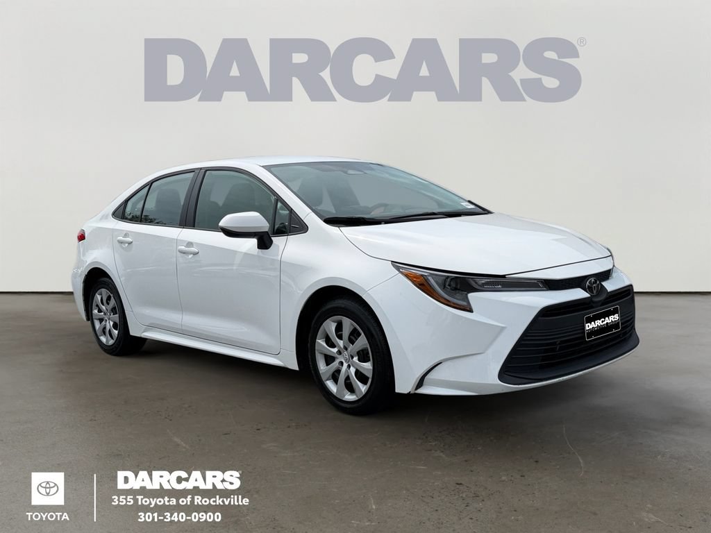 Used 2025 Toyota Corolla LE FWD image 1