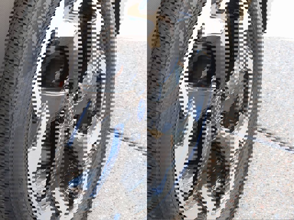 Used 2023 Subaru Crosstrek 2.5i Limited w/ Moonroof Package image 41