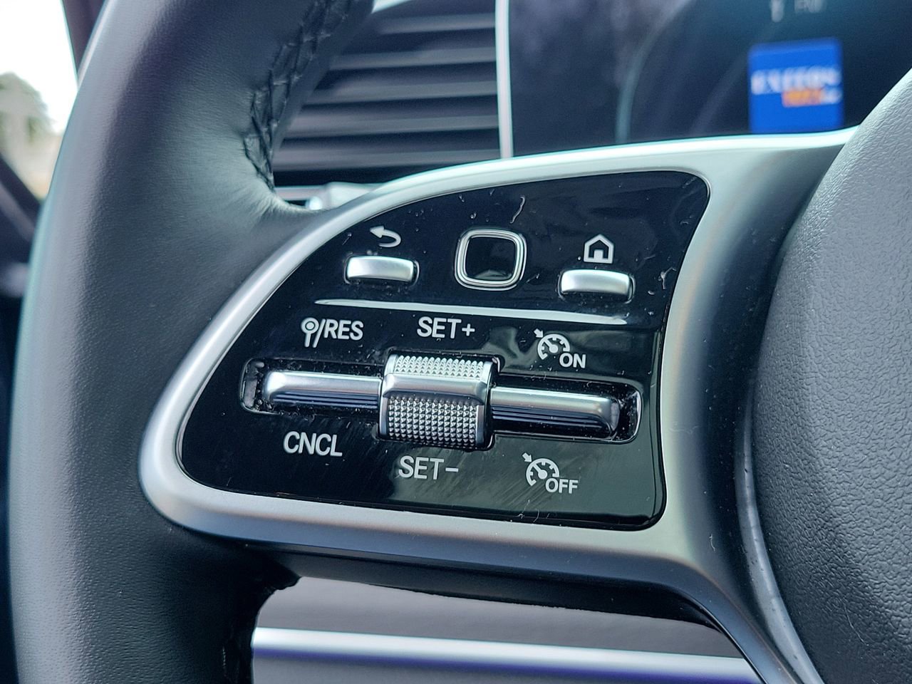 Certified 2022 Mercedes-Benz GLE 350 image 29