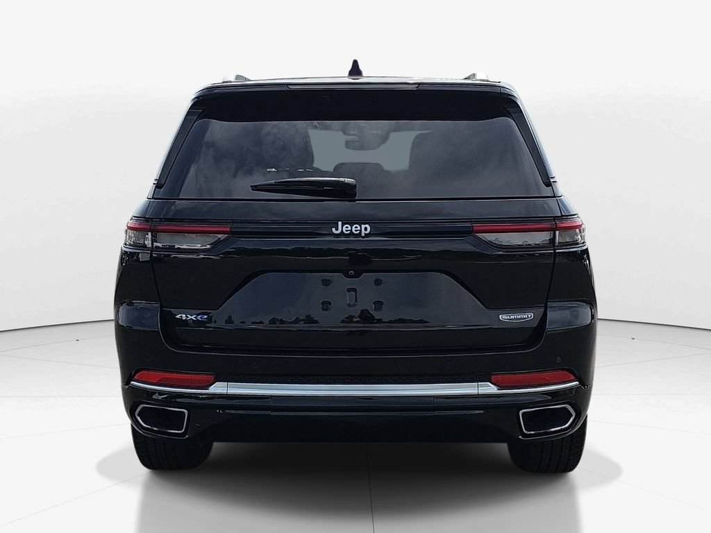 Used 2022 Jeep Grand Cherokee Summit w/ Luxury Tech Group V AWD/4WD image 7