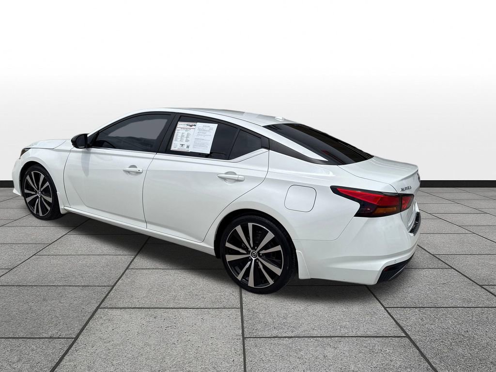 Used 2021 Nissan Altima 2.0 SR FWD image 3