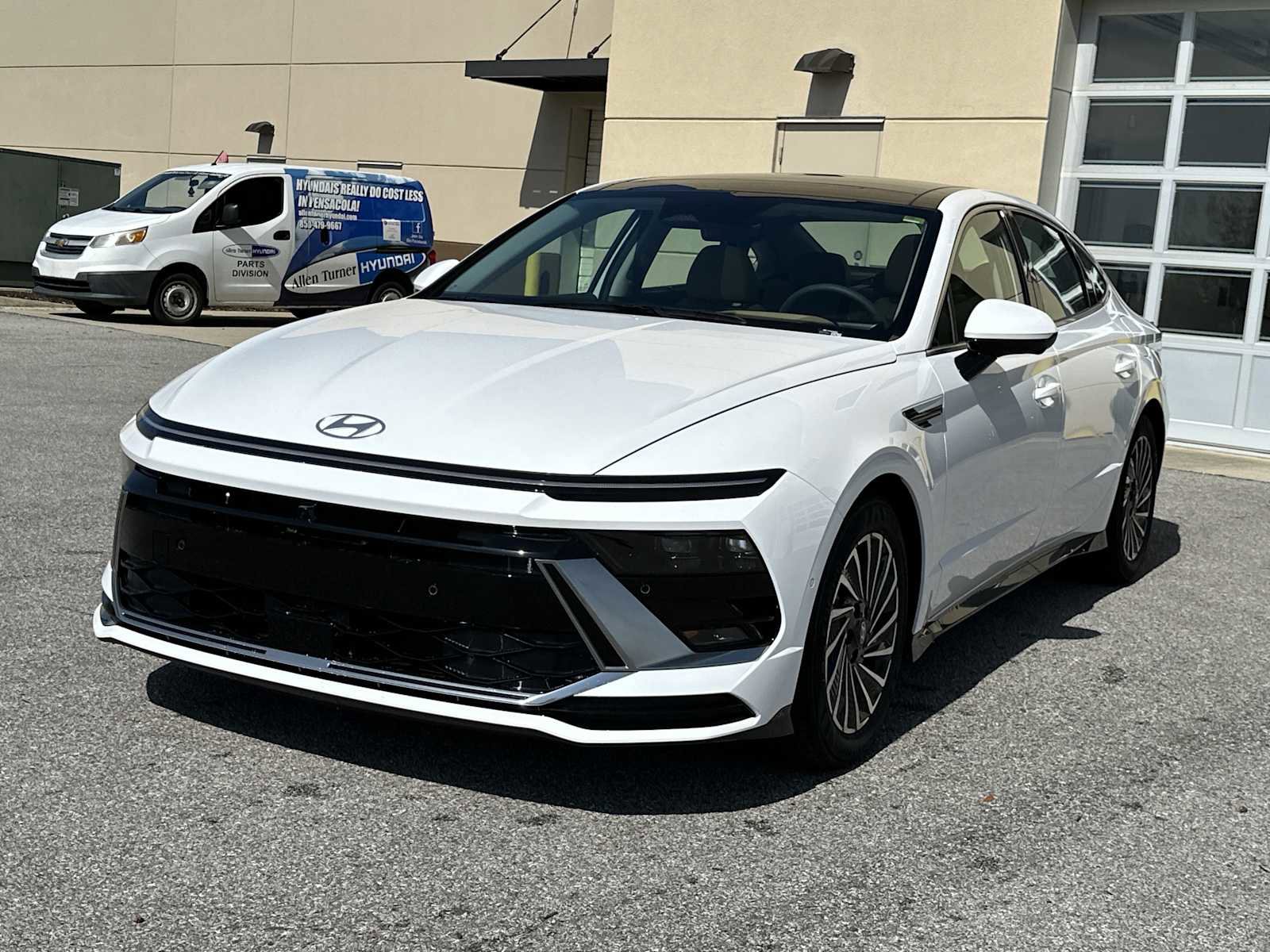 New 2026 Hyundai Sonata Limited image 3