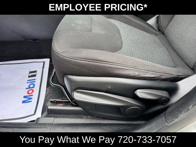 Used 2019 Jeep Cherokee Latitude w/ Cold Weather Group AWD/4WD image 14