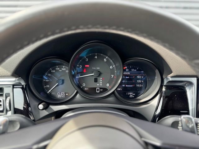 Certified 2023 Porsche Macan image 20