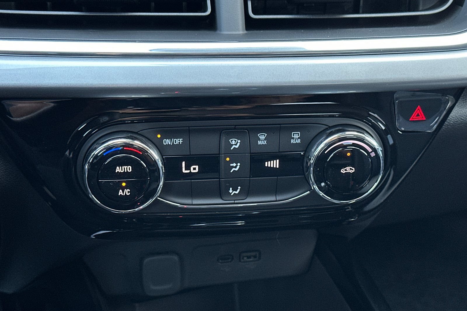 New 2026 Chevrolet Trax LT FWD image 20