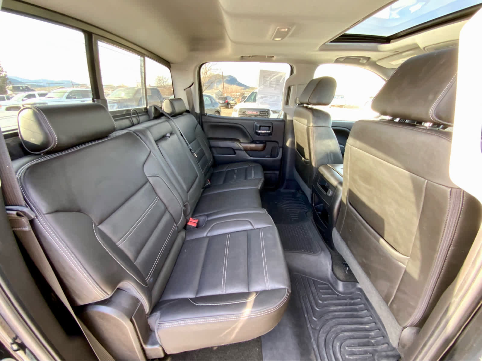 Used 2018 GMC Sierra 1500 Denali image 29