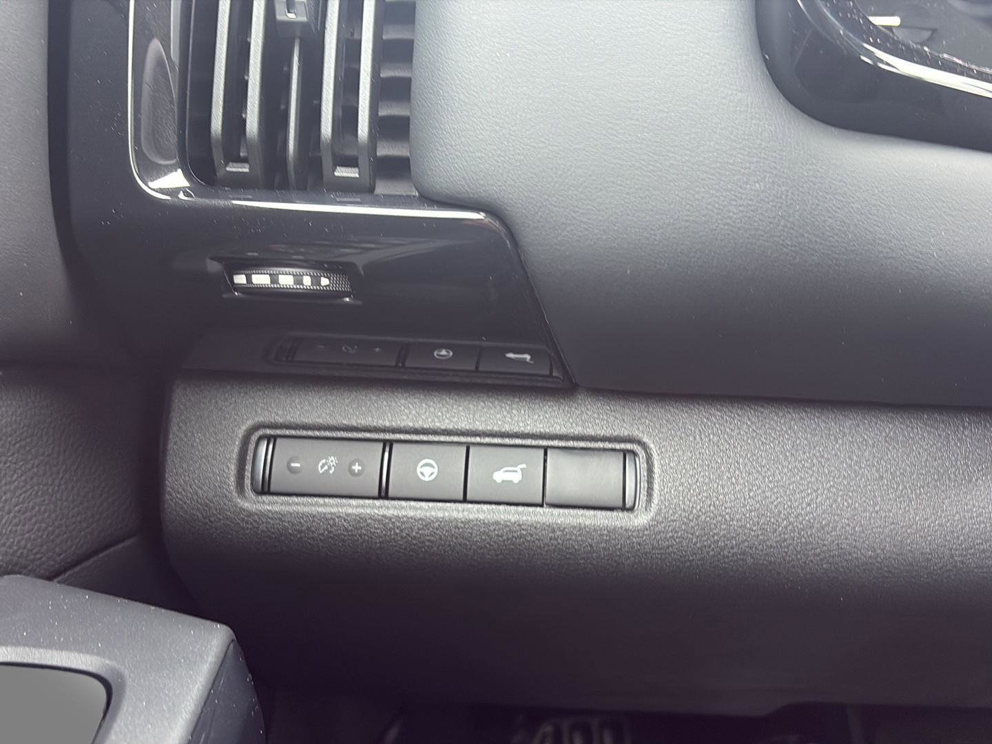 New 2026 Nissan Pathfinder SV AWD/4WD image 23