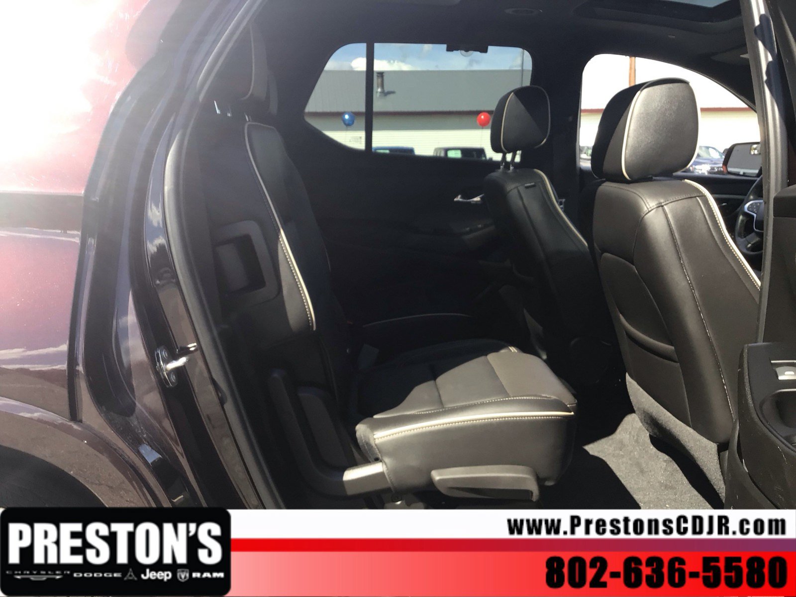Used 2023 Chevrolet Traverse Premier AWD/4WD image 27