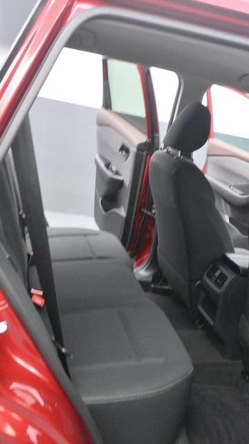 Used 2023 Nissan Rogue S AWD/4WD image 10