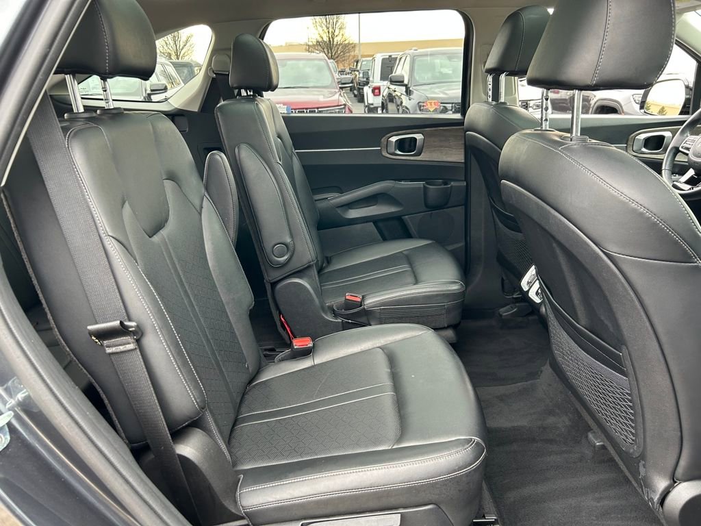 Used 2023 Kia Sorento X-Line EX image 28