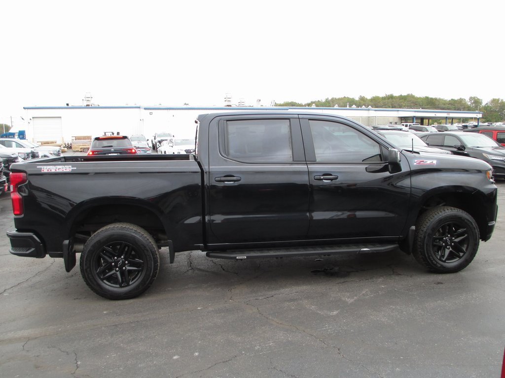 Used 2021 Chevrolet Silverado 1500 LT Trail Boss w/ LT Trail Boss Premium Package image 3