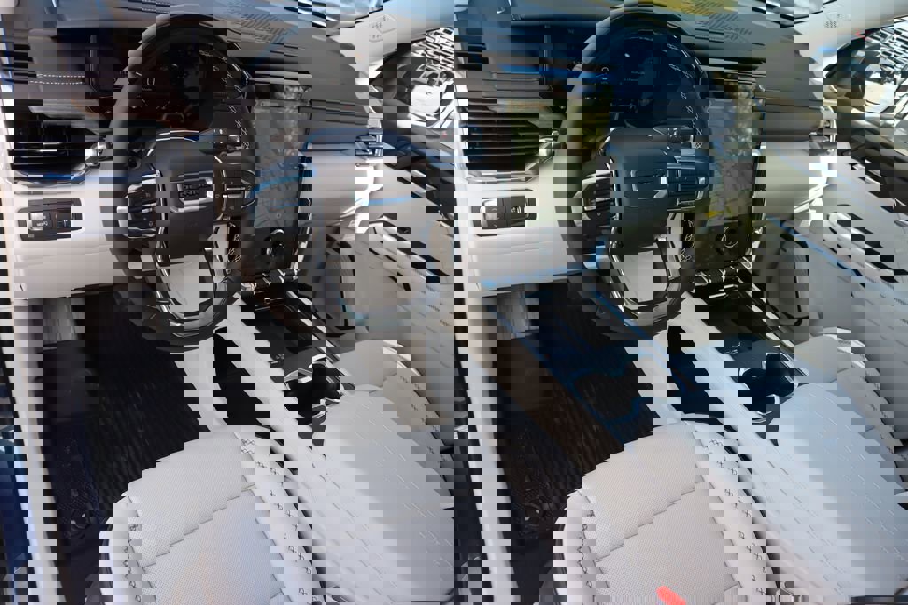 New 2026 GMC Acadia Denali w/ Super Cruise Package image 6