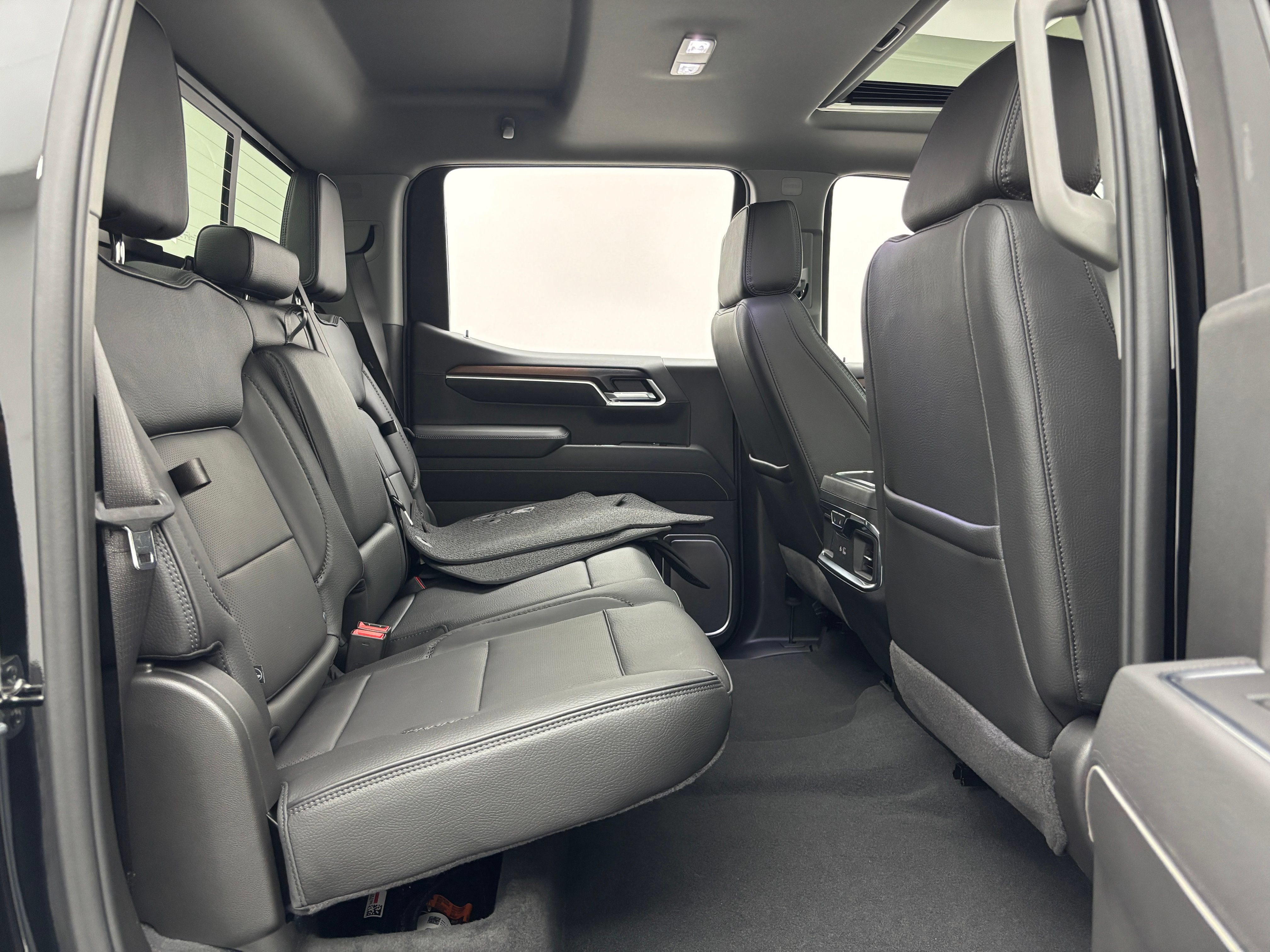 New 2026 GMC Sierra 1500 Denali AWD/4WD image 39