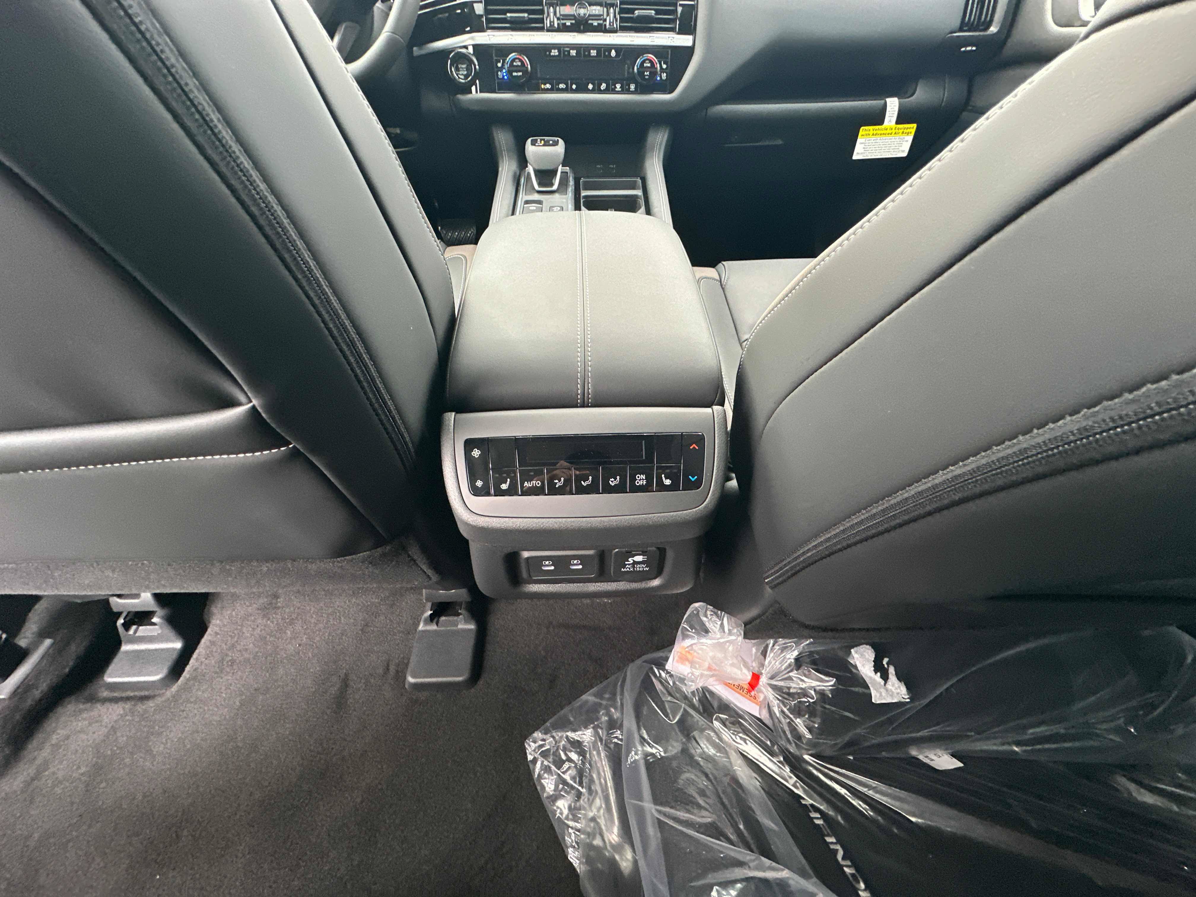 New 2026 Nissan Pathfinder Platinum AWD/4WD image 30