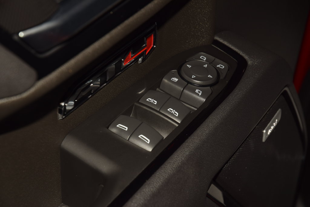 Used 2025 GMC Sierra 1500 AT4 w/ AT4 Premium Package AWD/4WD image 49