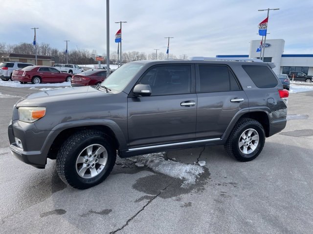 Used 2010 Toyota 4Runner SR5 image 4