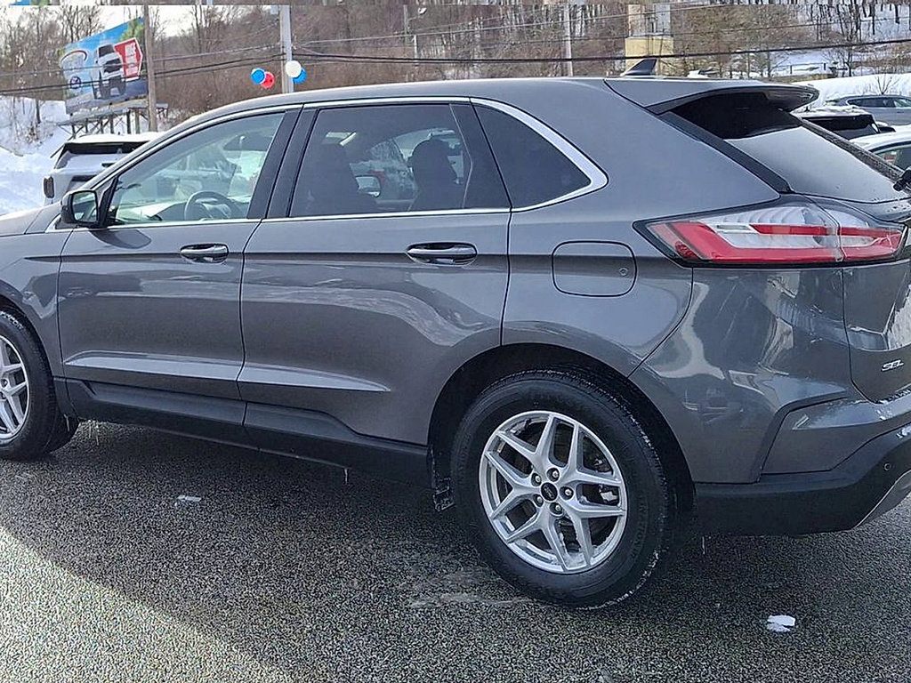 Certified 2024 Ford Edge SEL image 6