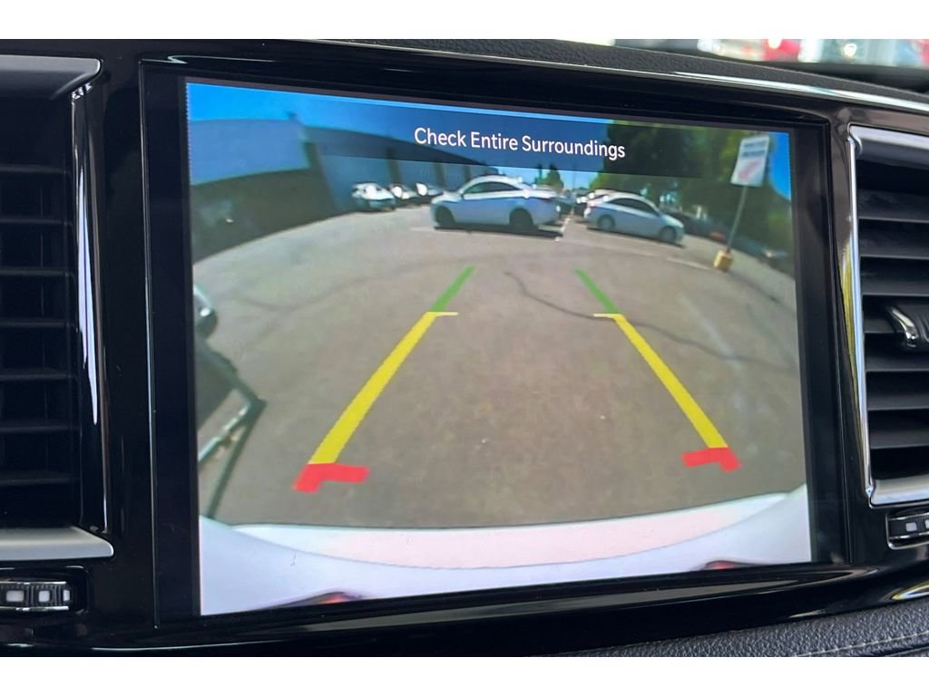 Used 2023 Chrysler Pacifica Limited image 23
