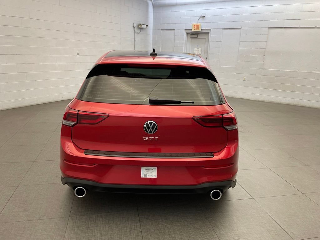 Used 2024 Volkswagen GTI SE FWD image 9