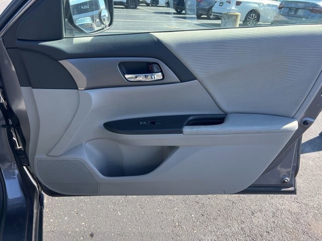 Used 2014 Honda Accord LX image 28