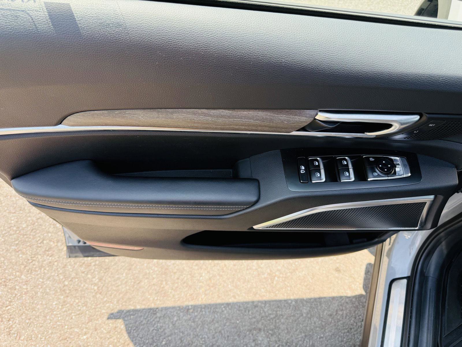 Used 2022 Kia Telluride SX w/ SX Prestige Package image 40