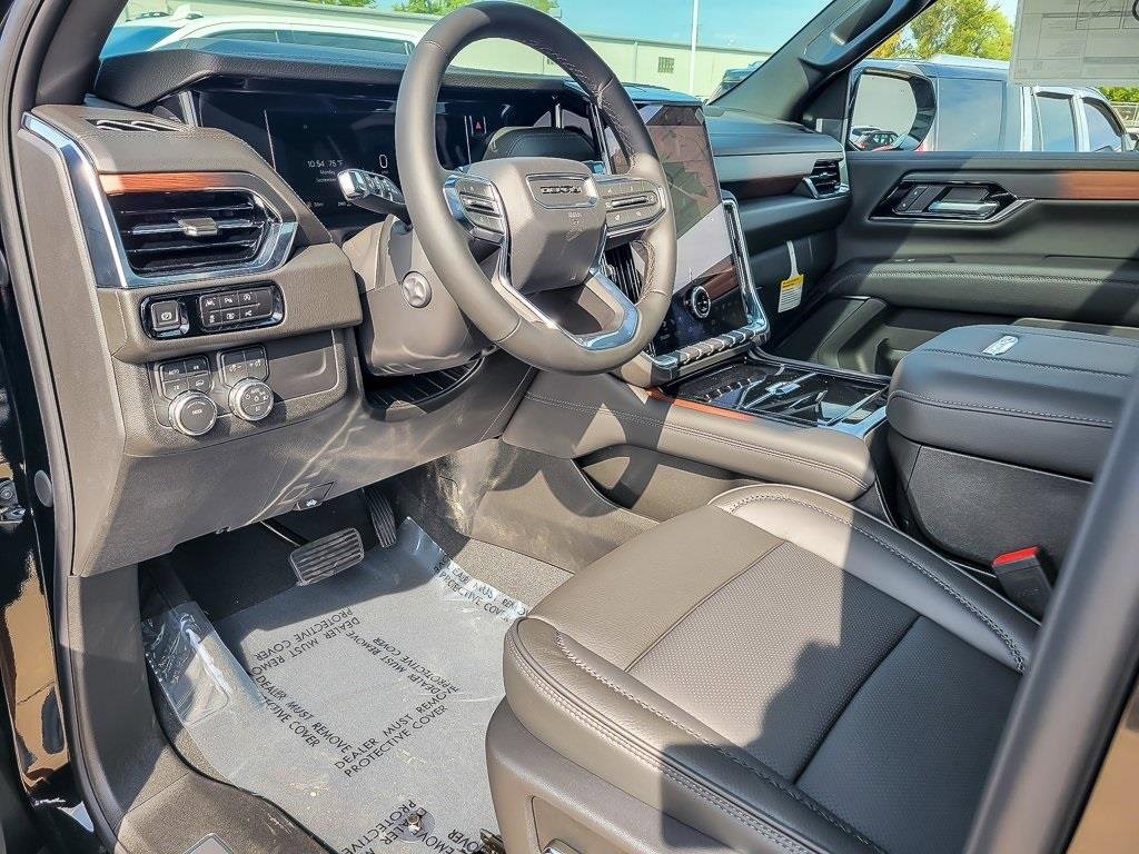 New 2026 GMC Yukon Denali w/ Sun & Power Step Package image 11