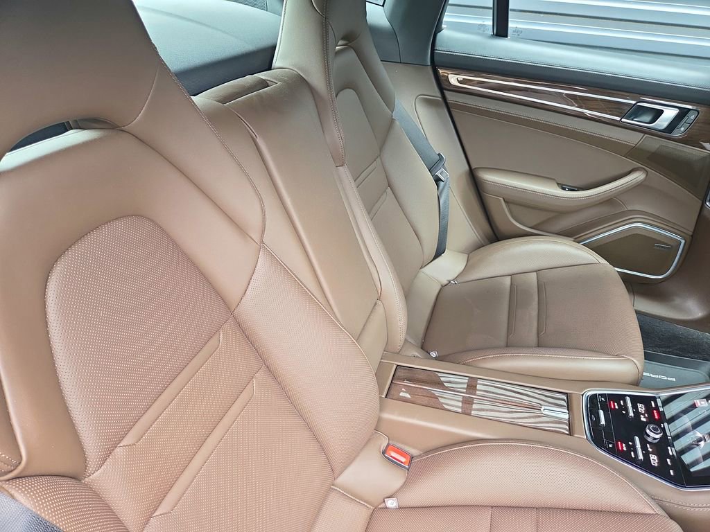 Certified 2022 Porsche Panamera 4S AWD/4WD image 21
