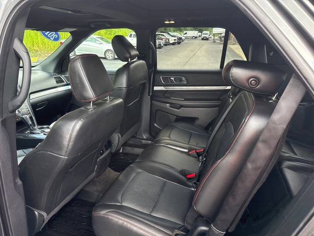 Used 2018 Ford Explorer Sport w/ Equipment Group 401A AWD/4WD image 14