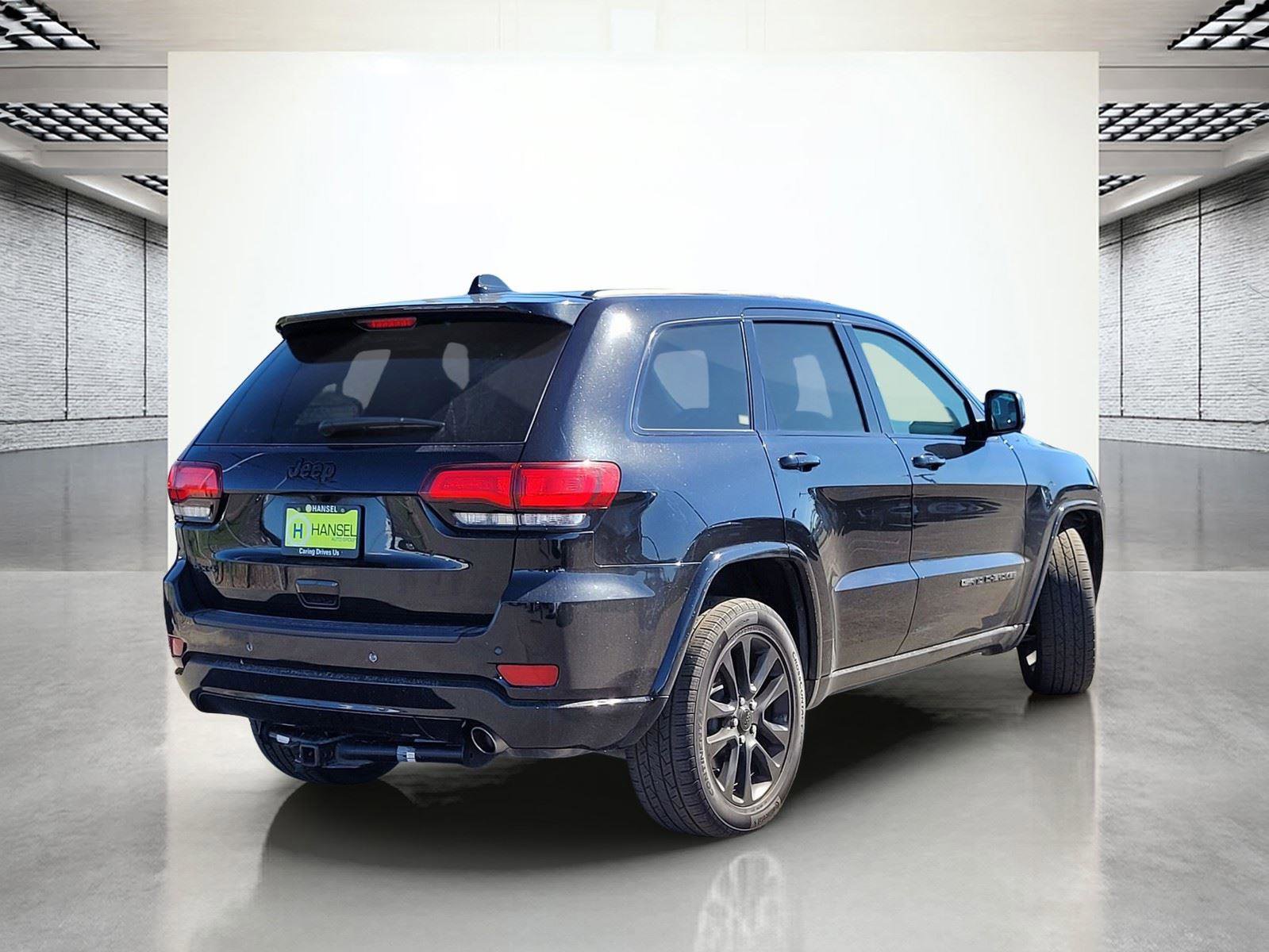 Used 2019 Jeep Grand Cherokee Altitude image 7