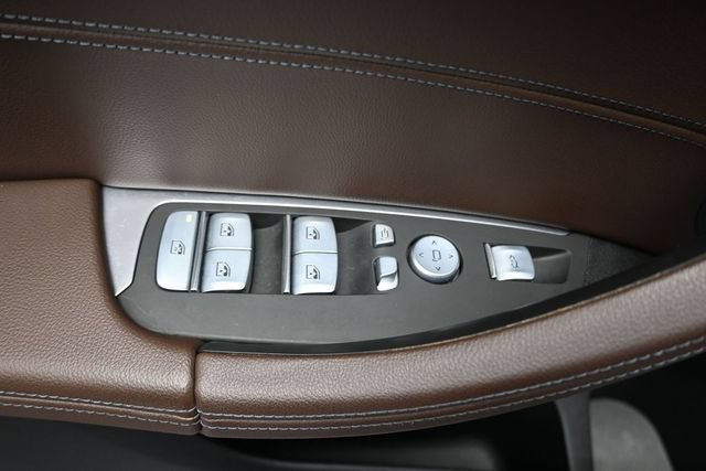 Used 2023 BMW X3 M40i AWD/4WD image 17