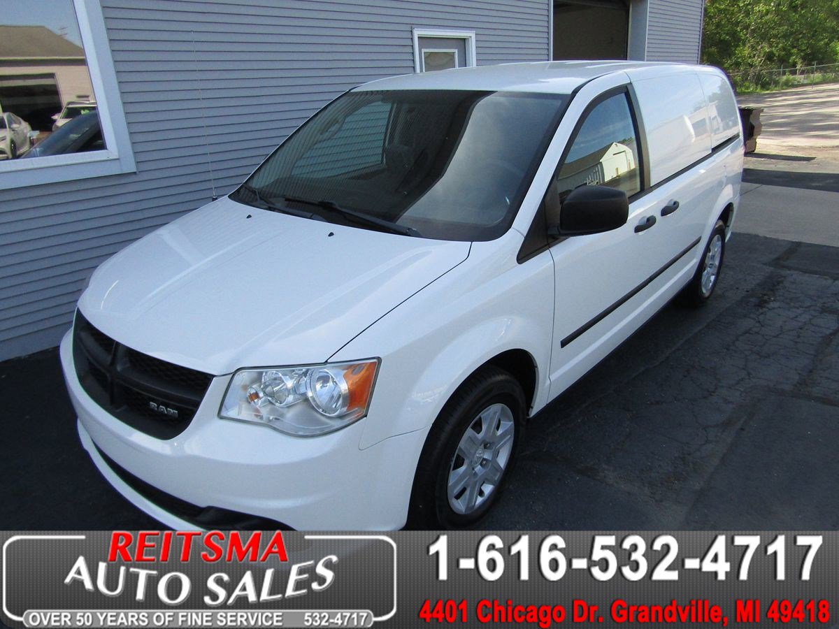 Used 2013 RAM C/V Tradesman FWD image 1
