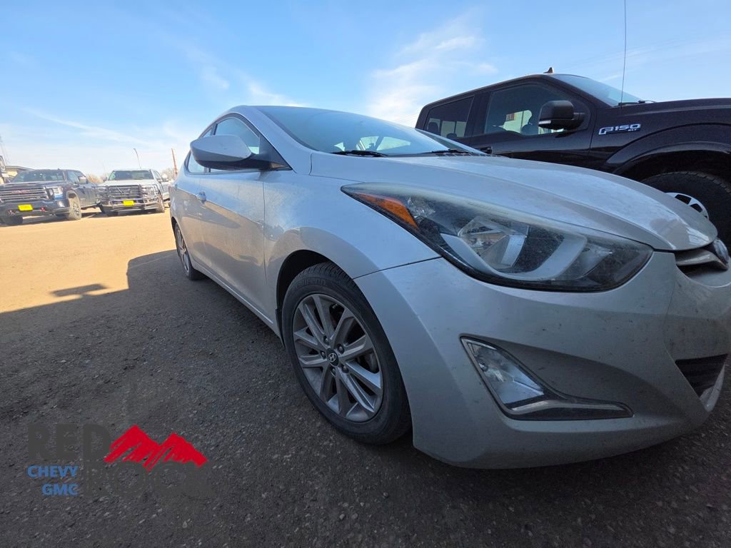 Used 2015 Hyundai Elantra SE w/ Option Group 02 FWD image 4