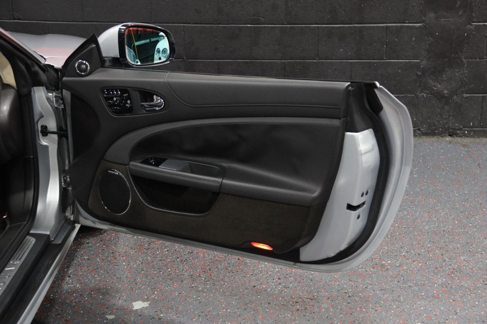 Used 2012 Jaguar XKR R image 40